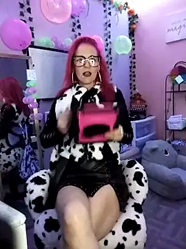 Snapshot of Purple2StayThnxx chatting on October 2025 10:36:01 AM Purple2StayThnxx online show from October 2025 10:36:01 AM