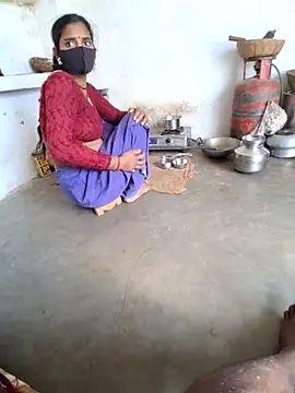 RAYI Queen 3 online show from December 2025 04:32:01 AM