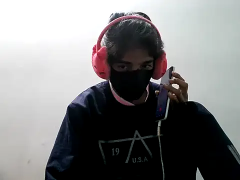 Aarohi An online show from December 2025 02:37:01 PM