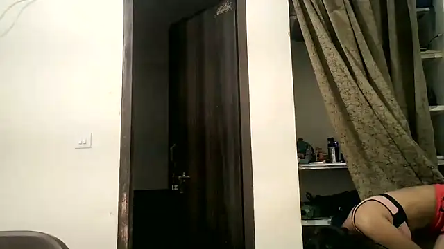 Snapshot of Aarohi_An chatting on June 2026 01:37:02 PM Aarohi An online show from June 2026 01:37:02 PM