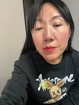 xiaomei-11 online show from November 2025 07:07:01 AM