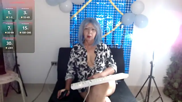 ruth blue21 online show from September 2025 01:12:02 PM