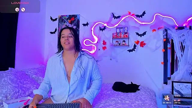 Snapshot of Dilan_and_Mia chatting on October 2025 06:52:01 PM Dilan and Mia online show from October 2025 06:52:01 PM