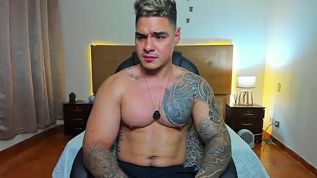 Steven Velez online show from September 2025 01:05:02 AM