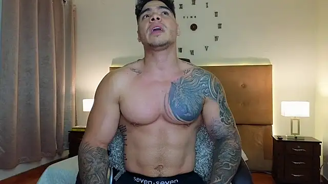 Steven Velez online show from February 2026 12:25:02 AM