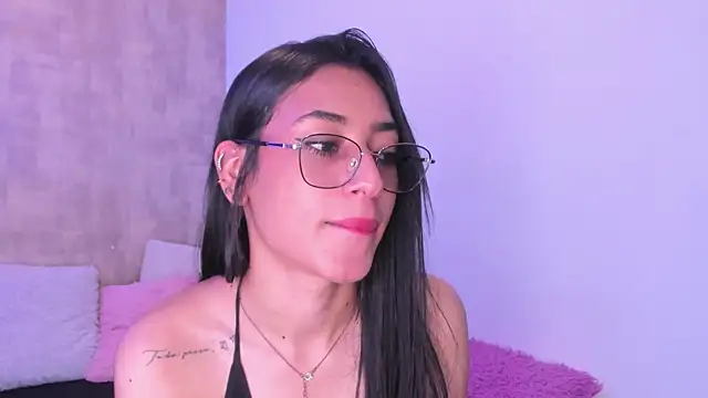 Becky G online show from October 2025 04:26:01 AM