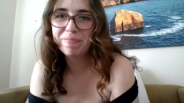 sweetsocalgirl online show from April 2026 09:39:01 PM