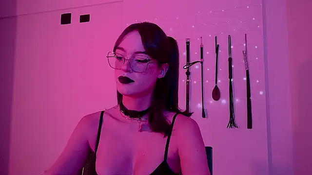 nina kink online show from May 2026 11:35:01 PM