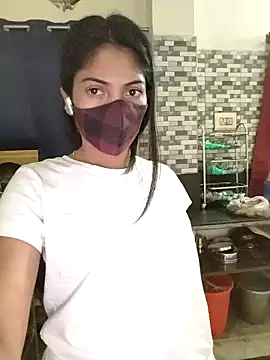 priya 26 online show from November 2025 07:05:02 AM