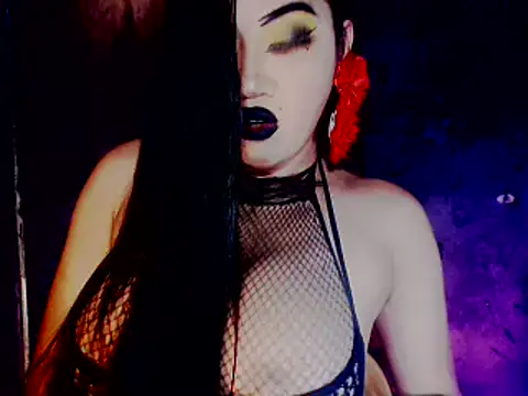 Snapshot of Mistress4fun chatting on September 2025 03:08:02 AM Mistress4fun online show from September 2025 03:08:02 AM