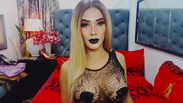 Snapshot of Mistress4fun chatting on September 2025 06:29:02 AM Mistress4fun online show from September 2025 06:29:02 AM