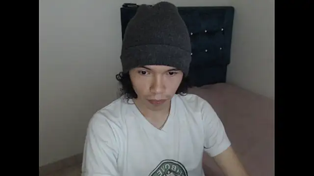 Snapshot of Xoxo_Smiles chatting on September 2025 11:22:02 AM Xoxo Smiles online show from September 2025 11:22:02 AM