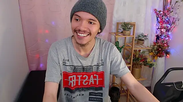 Xoxo Smiles online show from January 2026 03:06:02 PM