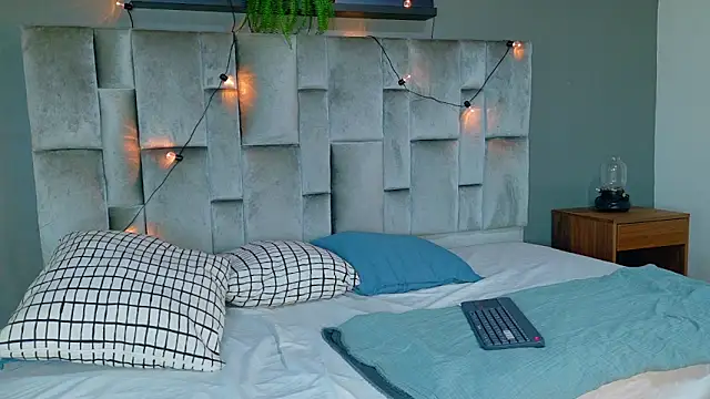 RiriiBrunette   online show from November 2025 11:57:02 AM