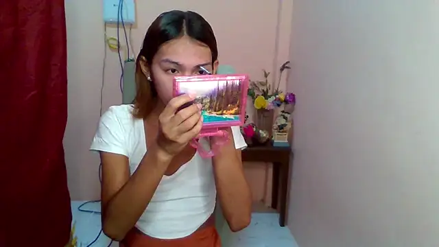 Snapshot of miss_carlas chatting on November 2025 10:15:01 AM miss carlas online show from November 2025 10:15:01 AM