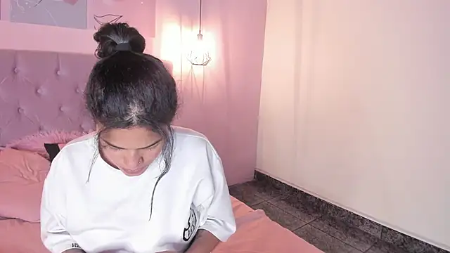 ATENA JB online show from October 2025 05:32:02 AM