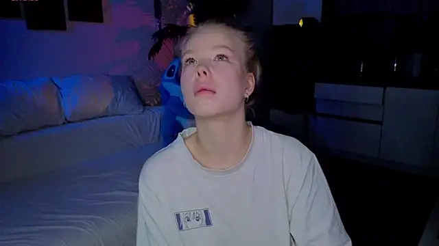 emilyshepar d online show from May 2026 01:23:02 AM
