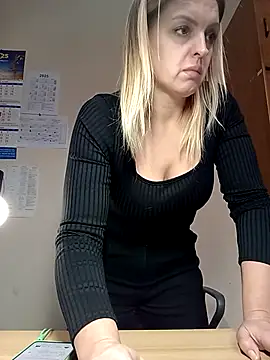 Ami Foxy online show from November 2025 11:42:02 AM