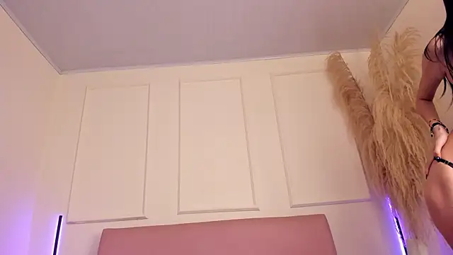 Lilily lv online show from September 2025 12:23:02 AM