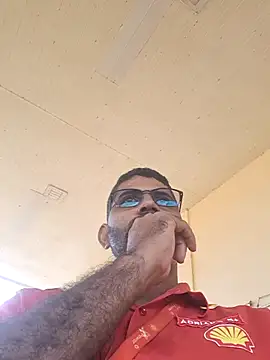 Snapshot of Negodabenga chatting on May 2026 05:18:01 PM Negodabenga online show from May 2026 05:18:01 PM