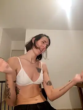 sweetsinxxx online show from June 2026 02:03:01 AM