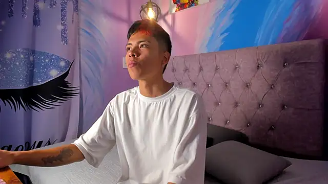 MaxiWildd online show from September 2025 12:41:01 PM