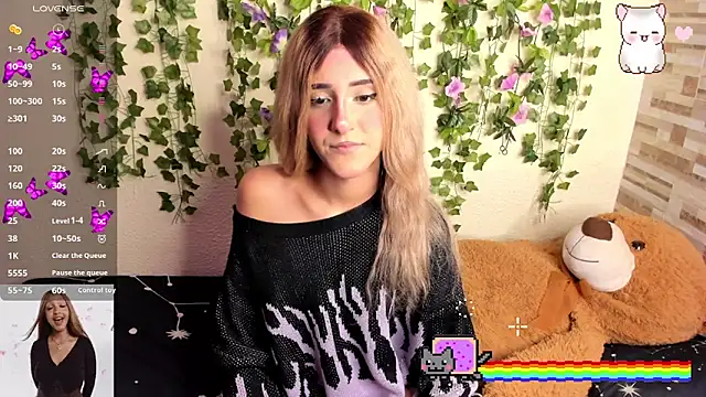 Amy Moonlight online show from November 2025 10:15:01 PM