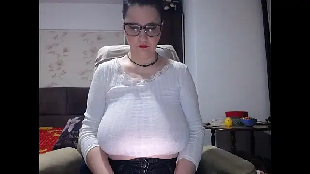 Snapshot of Mary_x chatting on February 2026 03:45:02 AM Mary x online show from February 2026 03:45:02 AM