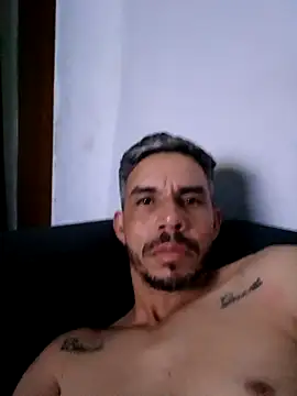 Snapshot of QfabO123 chatting on October 2025 03:42:01 AM QfabO123 online show from October 2025 03:42:01 AM