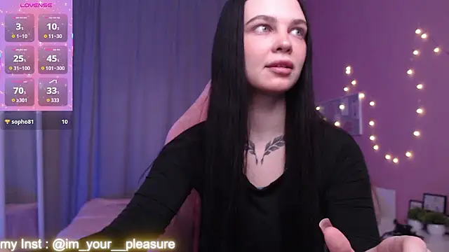 Michela Fruet online show from March 2026 01:03:01 AM