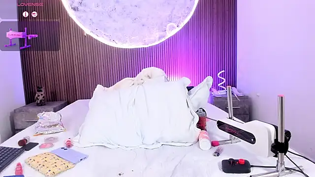 AmbarFoxx  online show from February 2026 03:04:01 PM