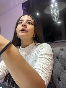 AlliceWinter online show from November 2025 01:22:02 PM