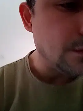 Bradd 32 online show from May 2026 05:09:02 PM