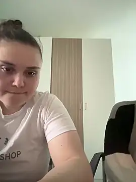 FemmeAffair online show from February 2026 07:29:01 PM