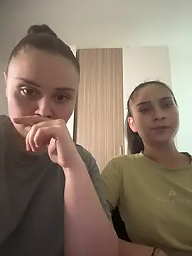 FemmeAffair online show from May 2026 11:35:01 PM