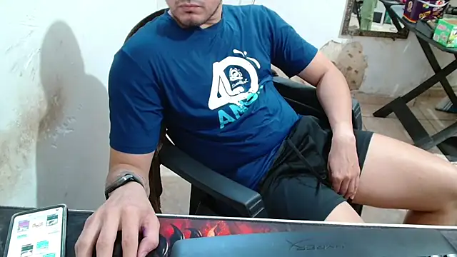 Leonino231 online show from September 2025 11:35:02 AM