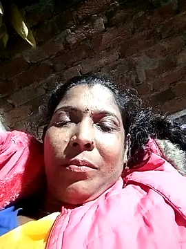 Savita992 online show from November 2025 05:57:01 PM