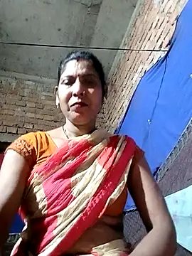 Savita992 online show from February 2026 06:24:02 PM