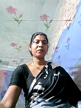 Savita992 online show from March 2026 06:47:01 PM