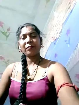 Savita992 online show from April 2026 06:56:02 PM