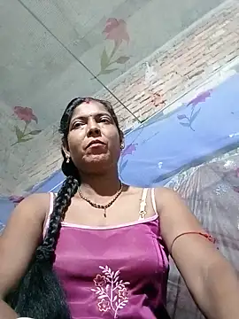 Savita992 online show from May 2026 07:33:01 PM