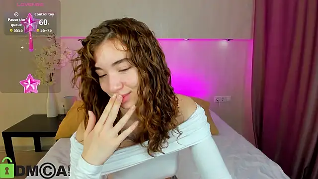 Adelina Bliss online show from November 2025 11:21:02 PM