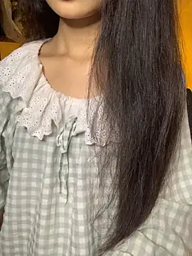 Nhinhi18 online show from September 2025 03:22:02 PM