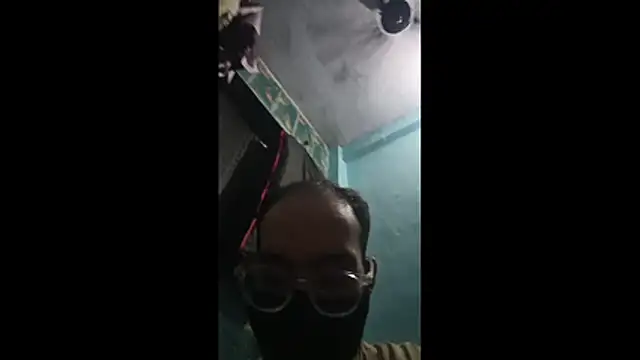 ursumita online show from November 2025 07:27:02 PM