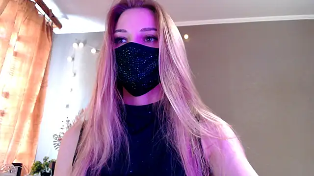Snapshot of Iris_lave chatting on May 2026 01:08:02 PM Iris lave online show from May 2026 01:08:02 PM