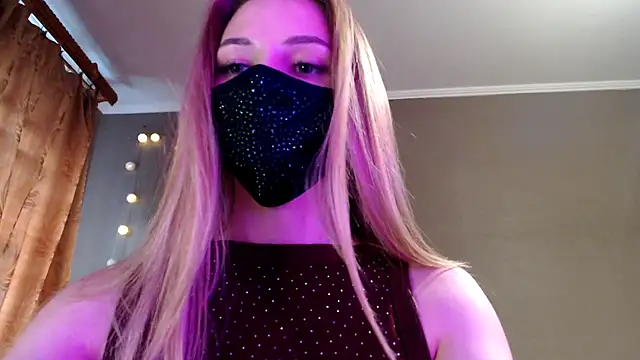 Snapshot of Iris_lave chatting on May 2026 04:45:02 PM Iris lave online show from May 2026 04:45:02 PM