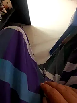 Snapshot of hackyourpussy@xh chatting on October 2025 06:54:02 AM hackyourpussyxh online show from October 2025 06:54:02 AM