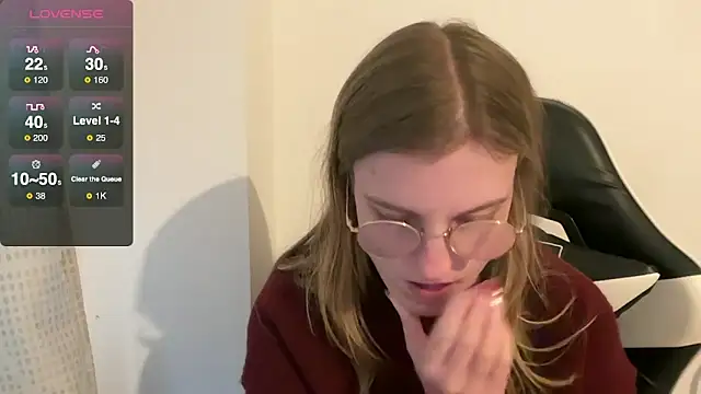 BustyKellyXXX online show from December 2025 02:34:01 PM