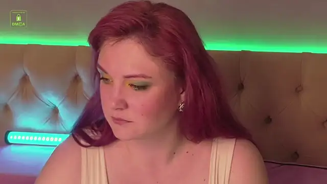 QuincyPines online show from October 2025 04:27:01 AM