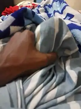 hotboybd0218 online show from December 2025 03:52:01 PM